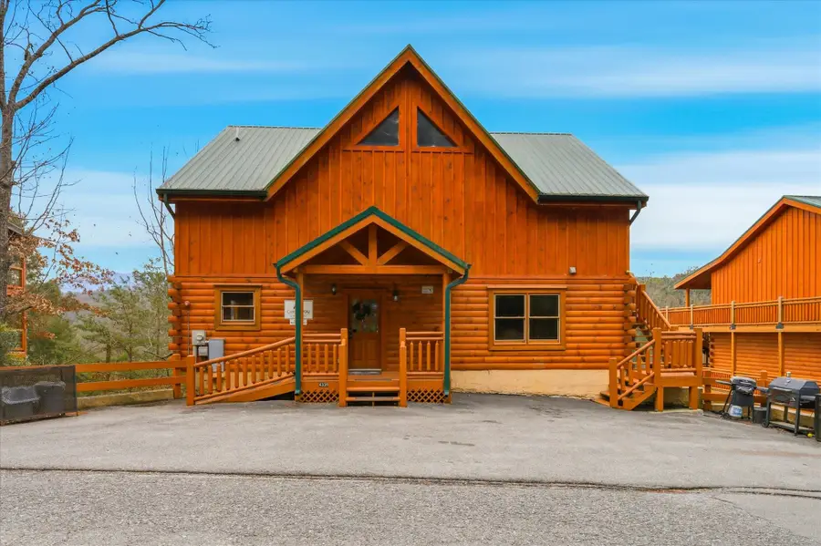 4339 Forest Ridge Way, Sevierville, TN 37863 - Image #2