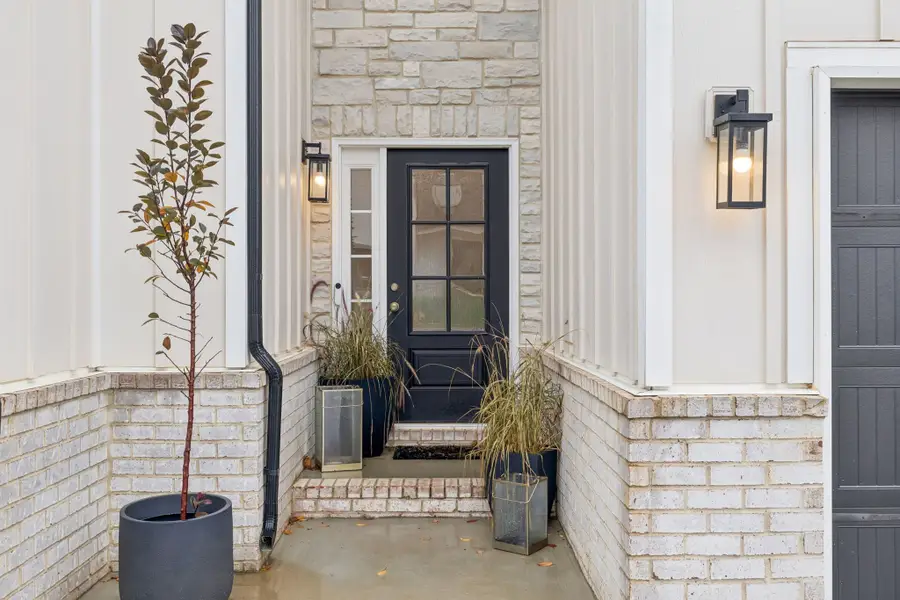 229 Bluebell Dr, Clarksville, TN 37043 - Image #3