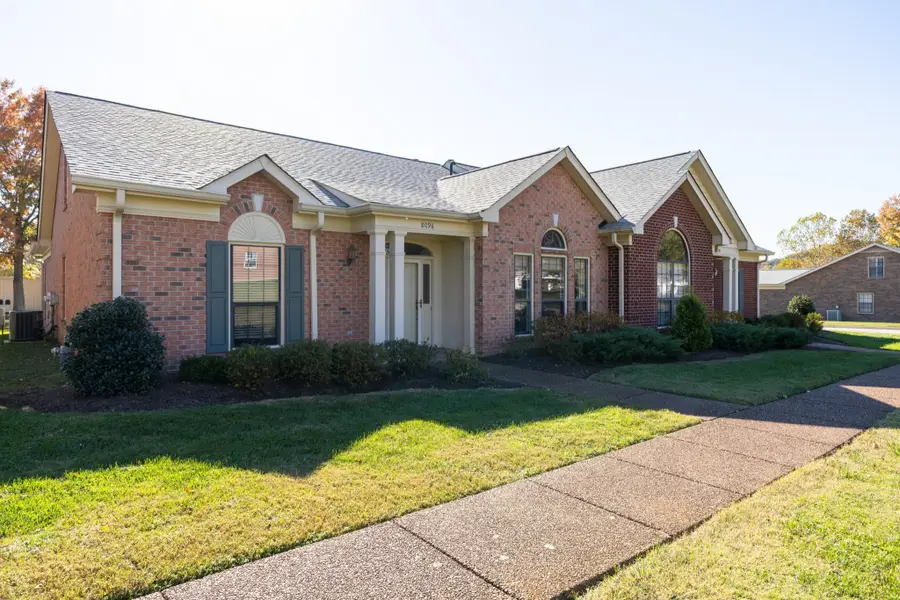 8096 Sunrise Cir, Franklin, TN 37067 - Image #2