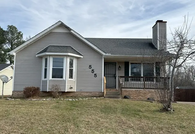 555 Anita Dr, Clarksville, TN 37042 - Image #1