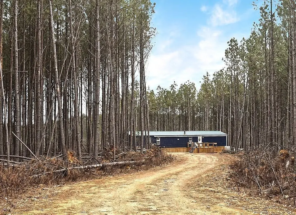 1661 Sassafras Stand Ridge Rd, Linden, TN 37096 - Image #1