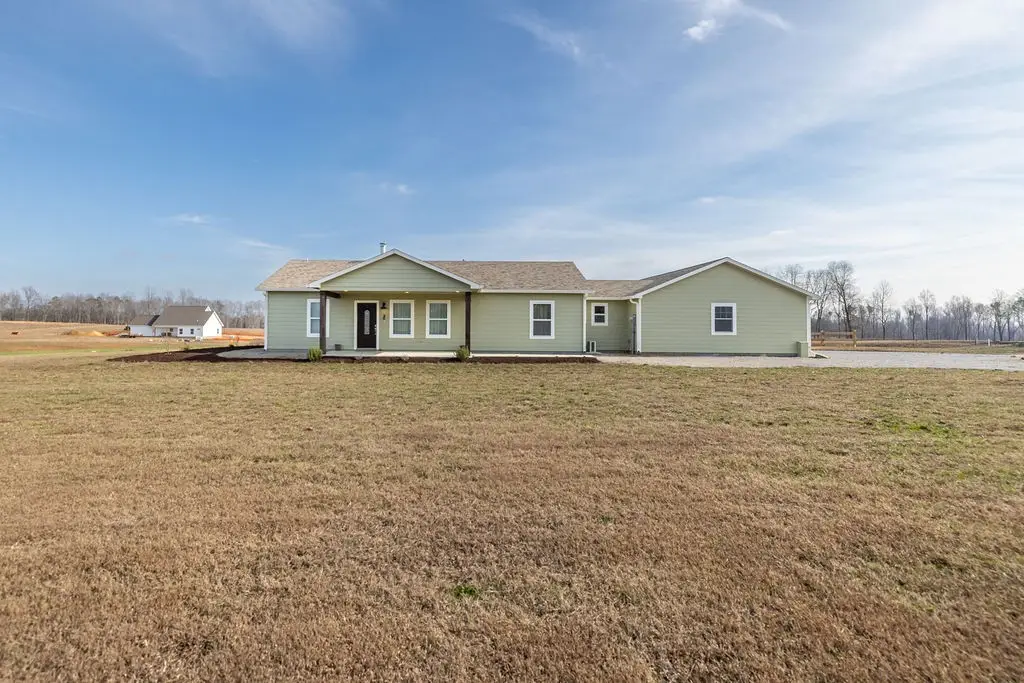198 Beartown Rd, Loretto, TN 38469 - Image #1