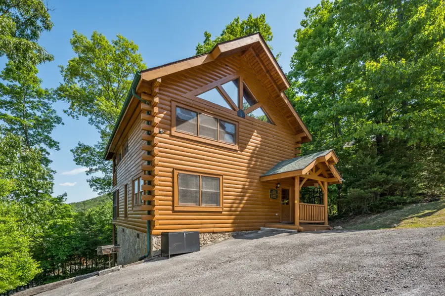 1105 Autumn Path Way, Sevierville, TN 37862 - Image #3