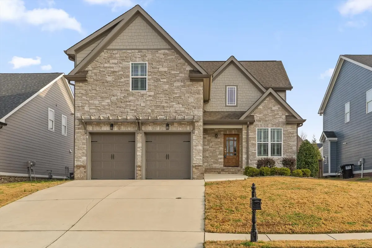 8975 Silver Maple Drive, Ooltewah, TN 37363 - Image #1