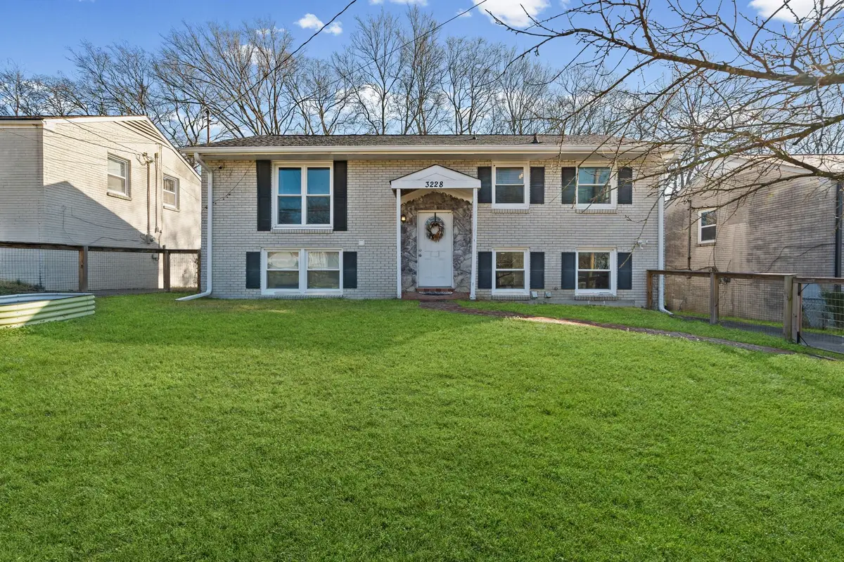 3228 Mexico Dr, Nashville, TN 37218 - Image #1