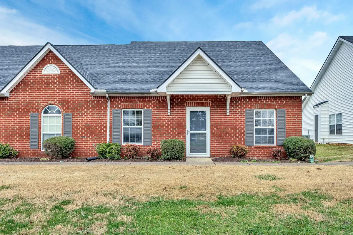 1019 Briggs Ln, Spring Hill, TN 37174 - Image #1