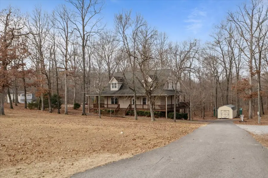 1077 Claylick Rd, White Bluff, TN 37187 - Image #2
