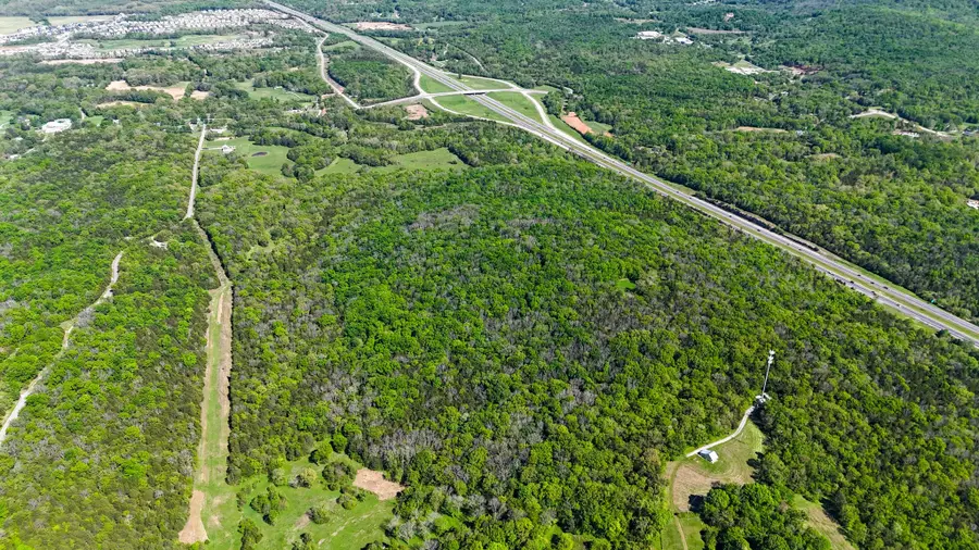 9147 Spantown Rd, Arrington, TN 37014 - Image #3