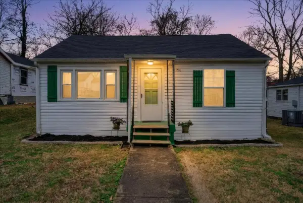 1226 Cedar St, Clarksville, TN 37040