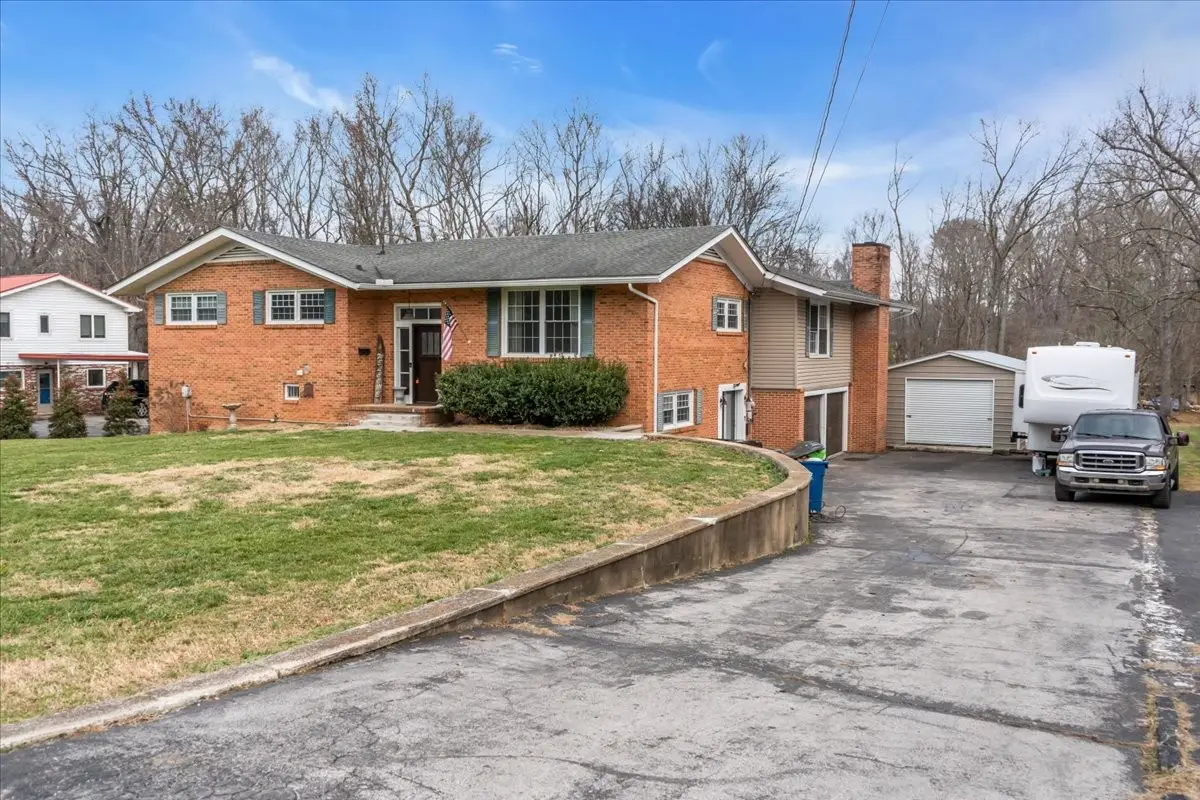 1007 Sycamore Dr, Manchester, TN 37355 - Image #1
