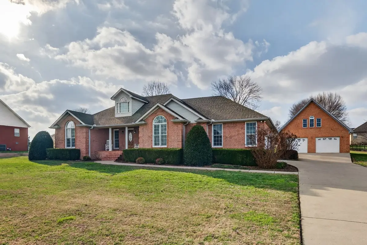 8 Brown Creek Dr, Fayetteville, TN 37334 - Image #1
