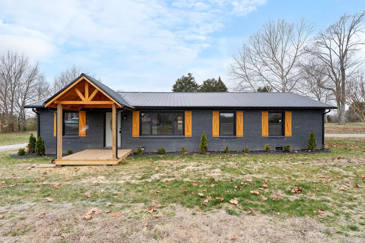 3291 Francis Ferry Rd, McMinnville, TN 37110 - Image #1