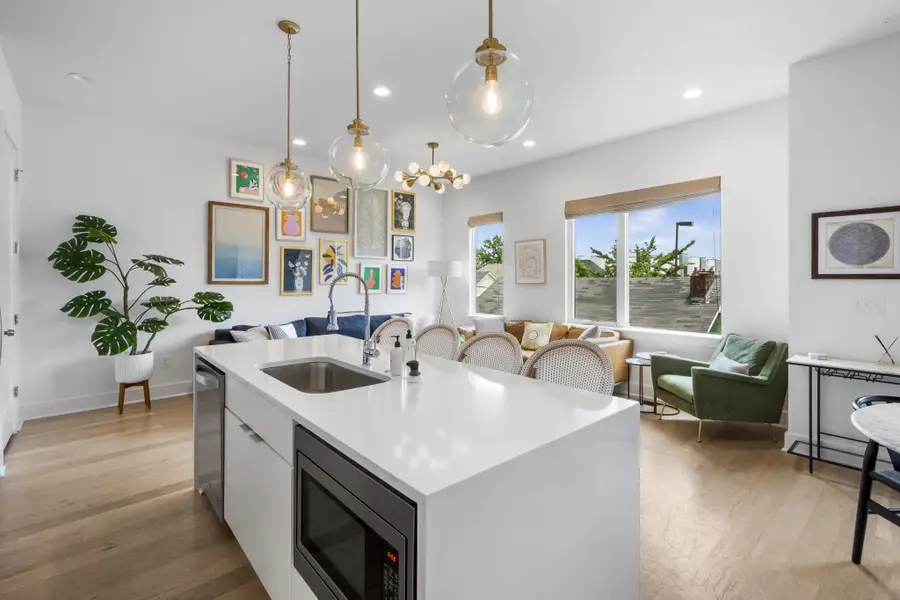 1035B Scovel St, Nashville, TN 37208 - Image #3