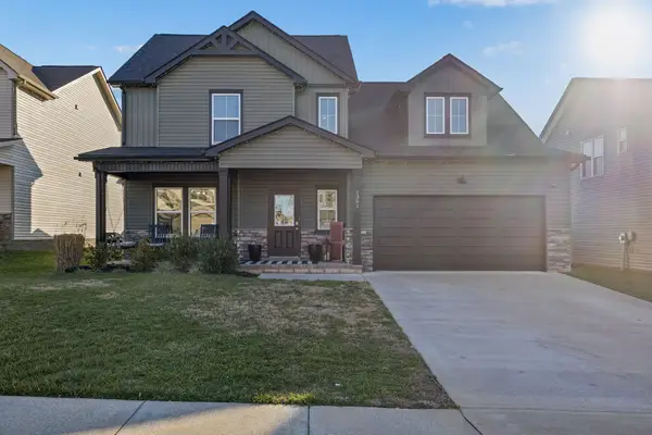 1361 Dan Brown Dr, Clarksville, TN 37042