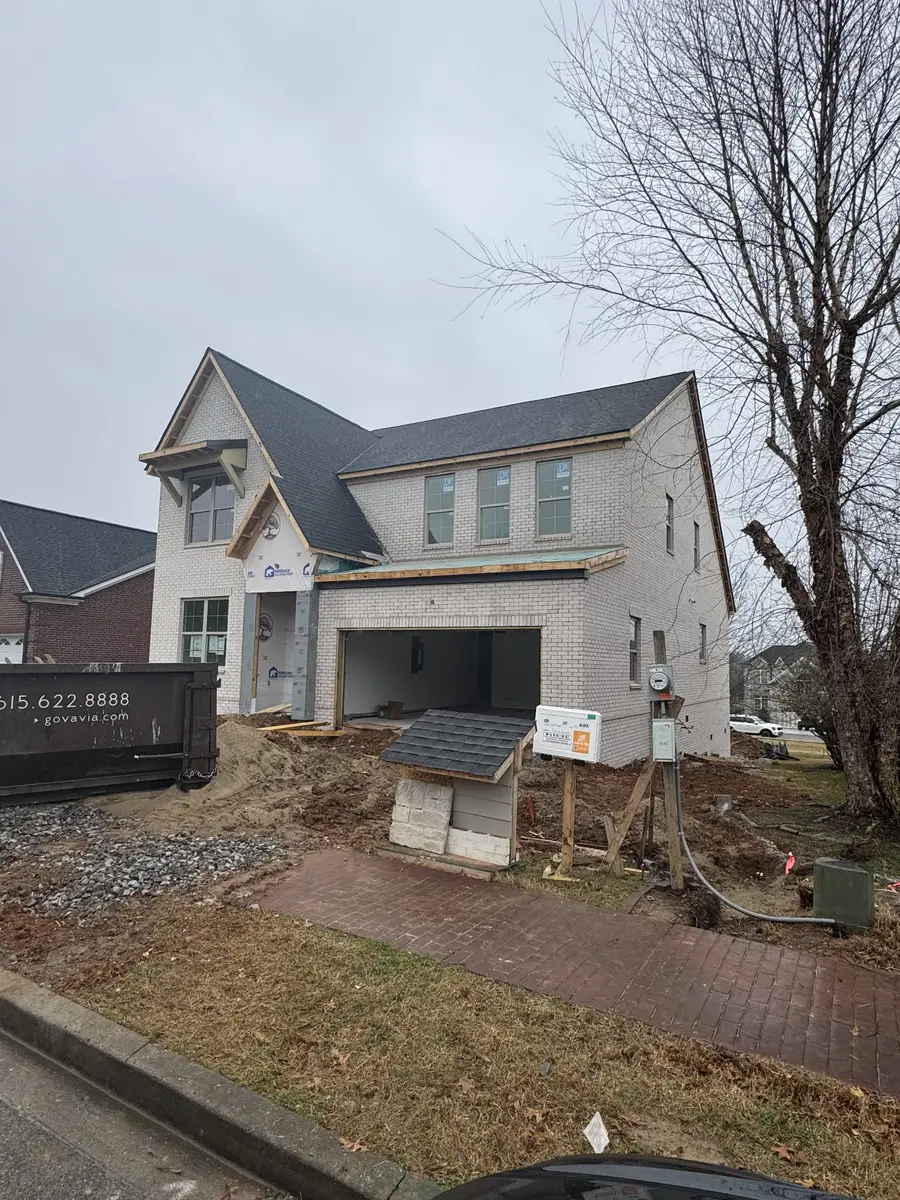 1087 Isaac Franklin Dr, Gallatin, TN 37066 - Image #2