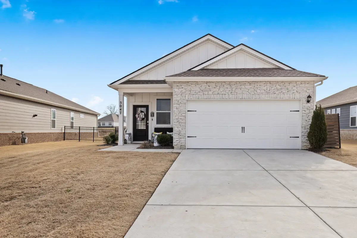 5047 Espy Ave, White House, TN 37188 - Image #1