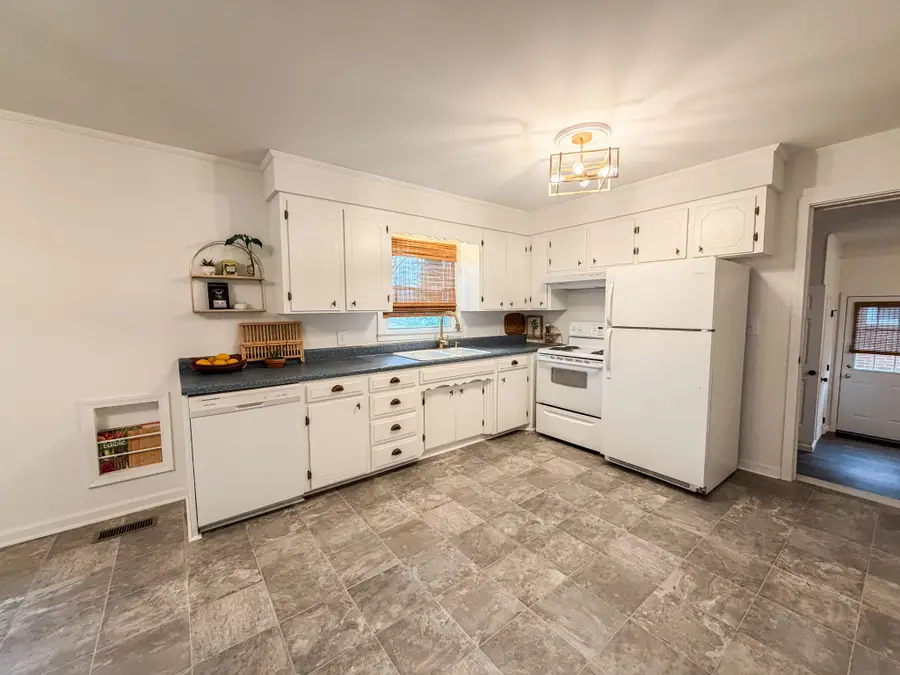 470 Carman Ave, New Johnsonville, TN 37134 - Image #2