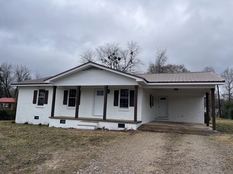 255 Maple St, Savannah, TN 38372 - Image #2