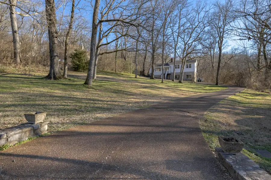 807 Russleo Dr, Nashville, TN 37209 - Image #3