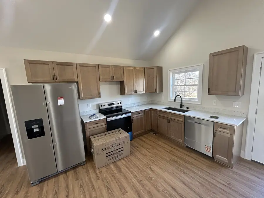 614 Haddon Ln, Winchester, TN 37398 - Image #3