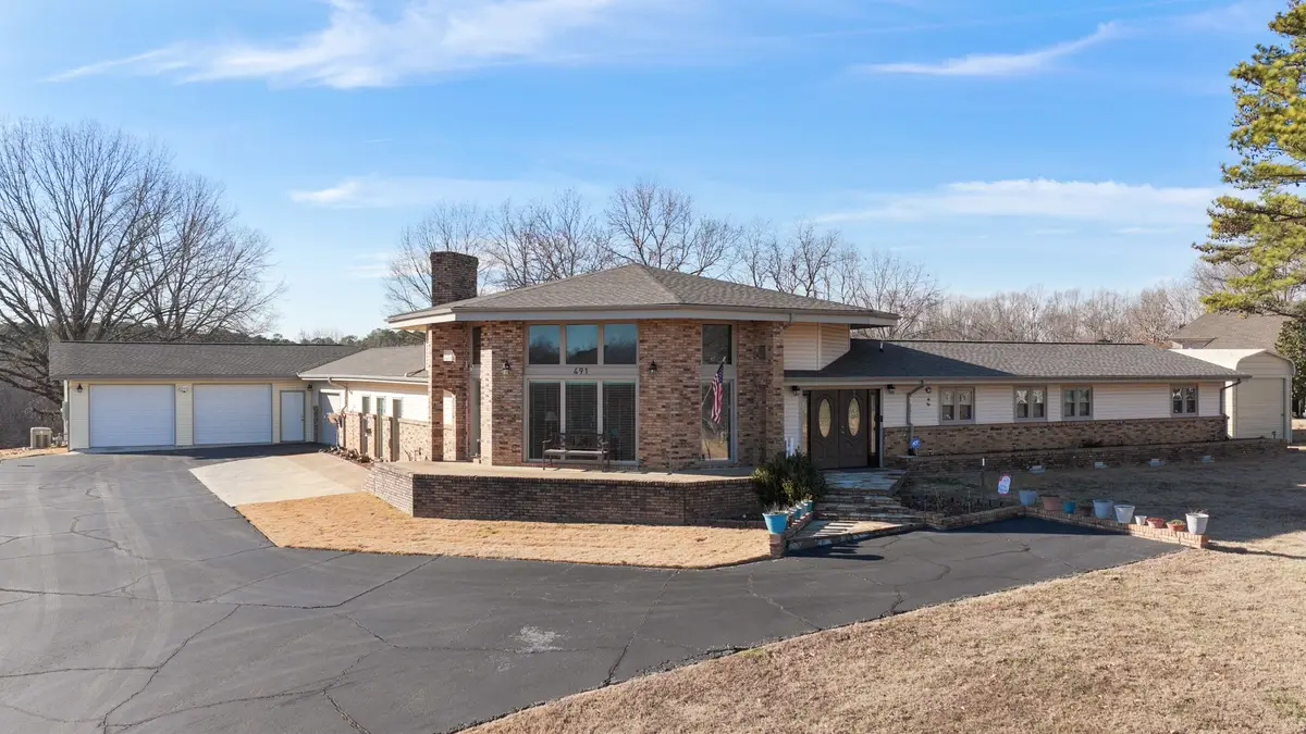 491 Tara Ln, Huntingdon, TN 38344 - Image #1