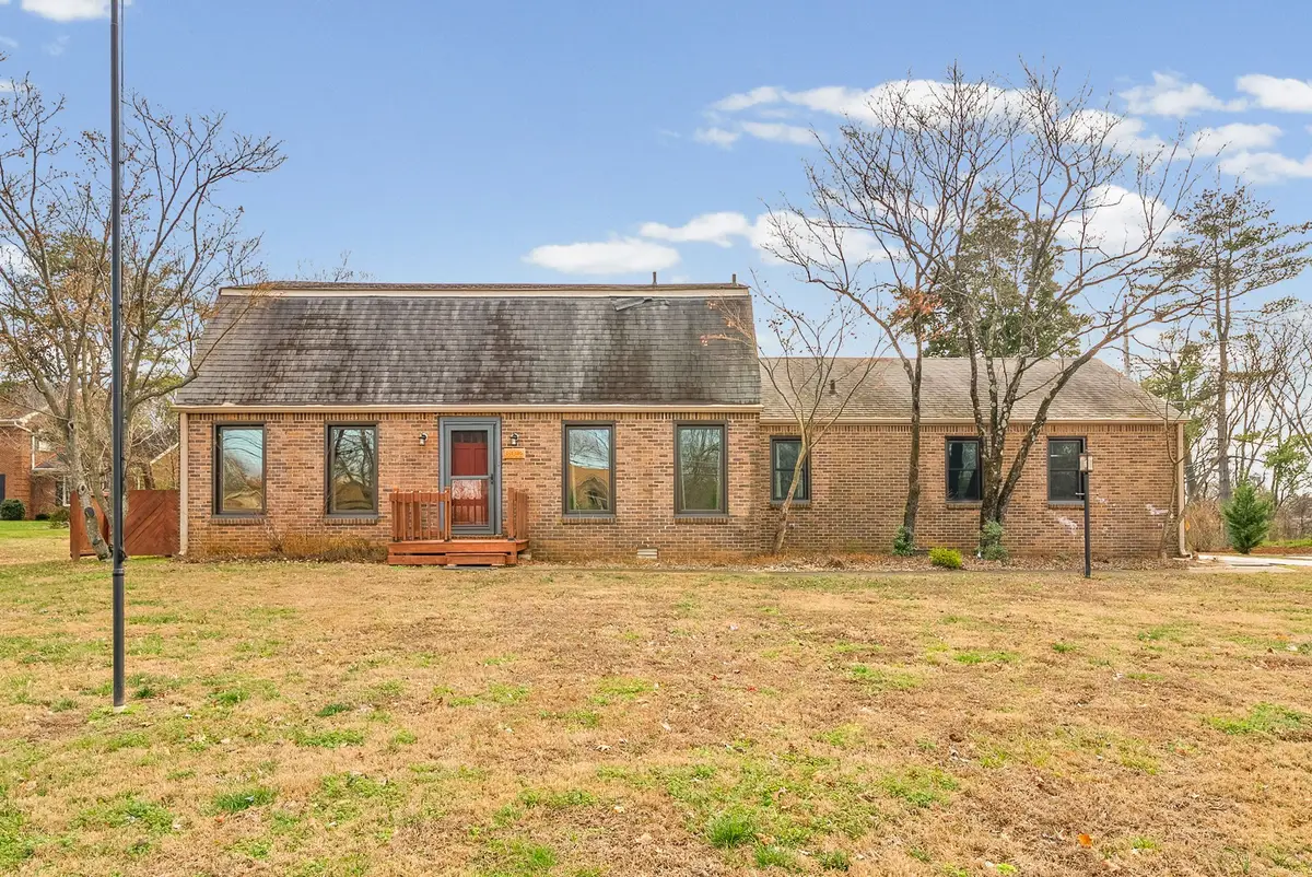 3012 Cox Mill Rd, Hopkinsville, KY 42240 - Image #1