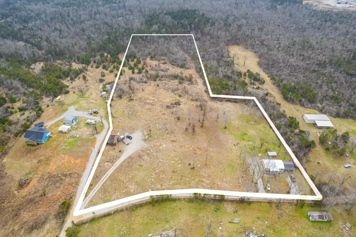 5036 Kedron Rd, Columbia, TN 38401 - Image #1