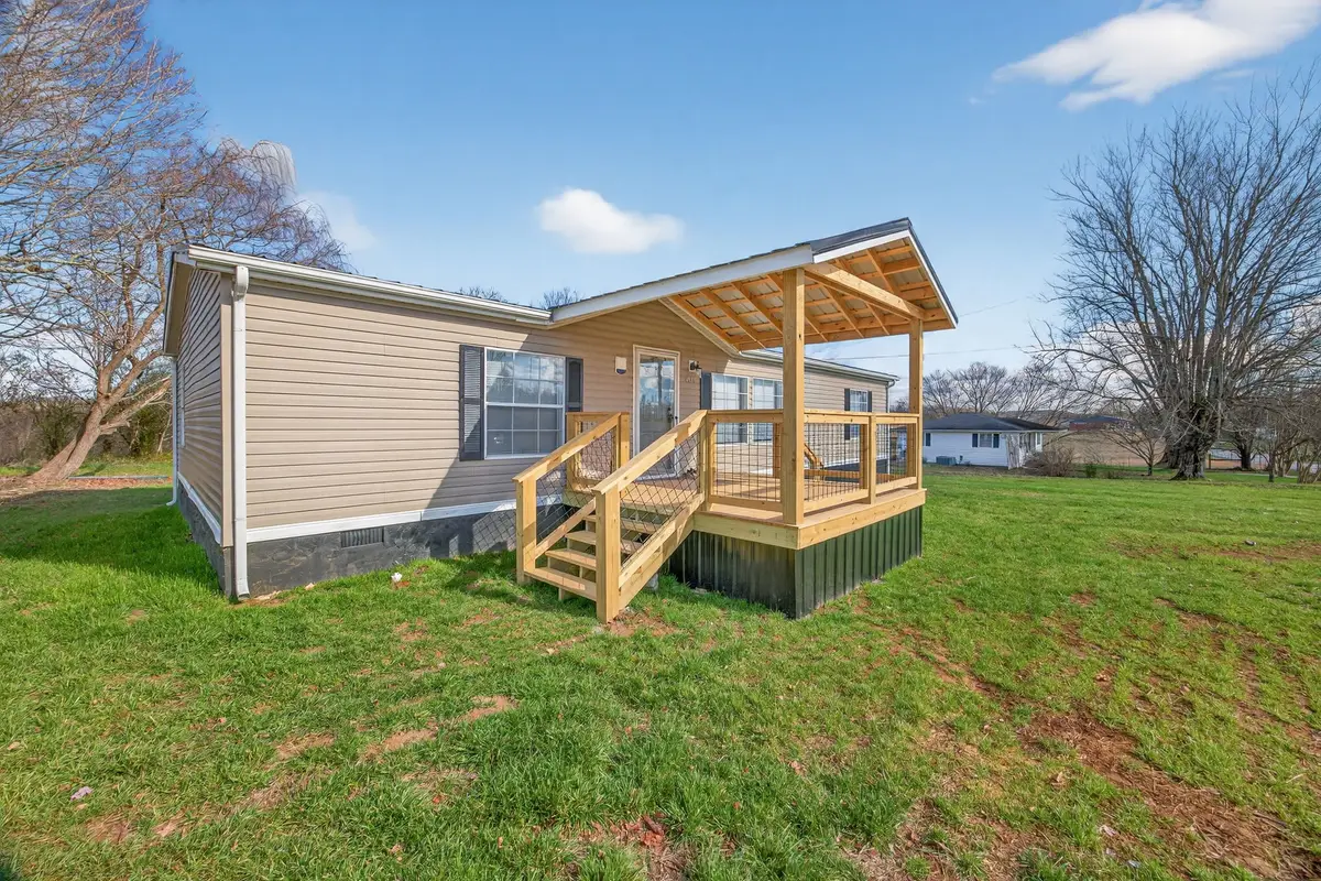 4266 Burgess Falls Rd, Sparta, TN 38583 - Image #1
