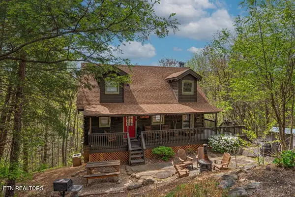 2415 N School House Gap Rd, Sevierville, TN 37876 - Image #1