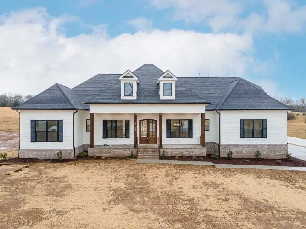 6616 Old Zion Rd, Columbia, TN 38401 - #1