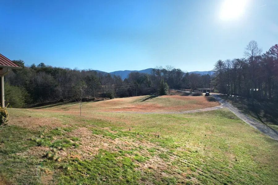 180 Mcjunkin Road, Tellico Plains, TN 37385 - Image #2