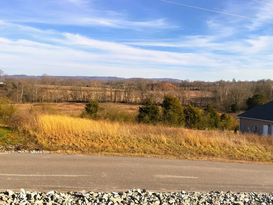 676 Blue Water Dr, Cookeville, TN 38506 - Image #2