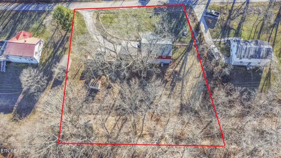 310 W Kentucky Ave, La Follette, TN 37766 - Image #3