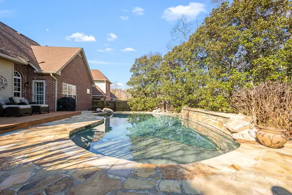 7024 Red Apple Rd, Antioch, TN 37013