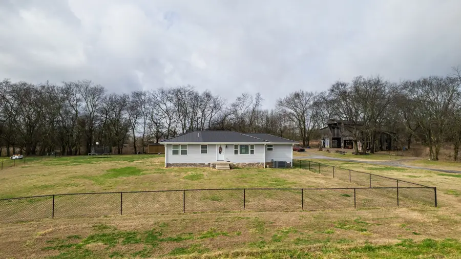 3182 Cairo Bend Rd, Lebanon, TN 37087 - Image #2