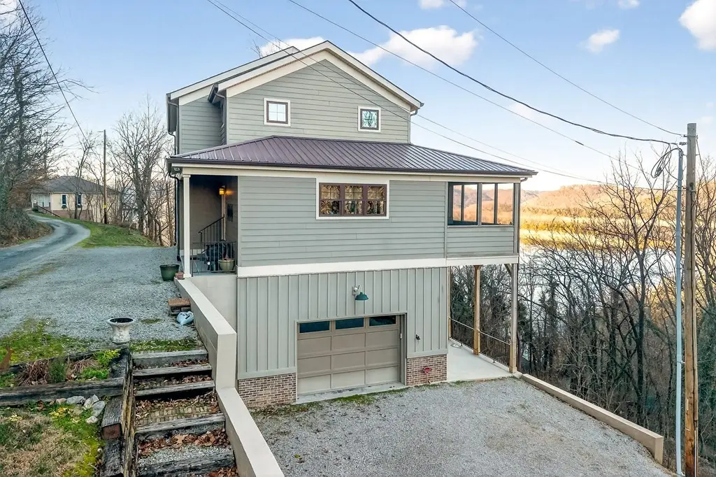 3379 Austin Bottom Rd, Baxter, TN 38544 - Image #1