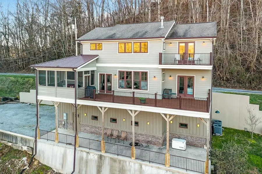 3379 Austin Bottom Rd, Baxter, TN 38544 - Image #2