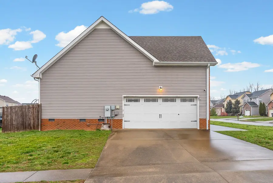 3780 Harvest Rdg, Clarksville, TN 37040 - #3