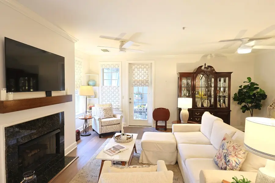 307 Seven Springs Way #304, Brentwood, TN 37027 - Image #2