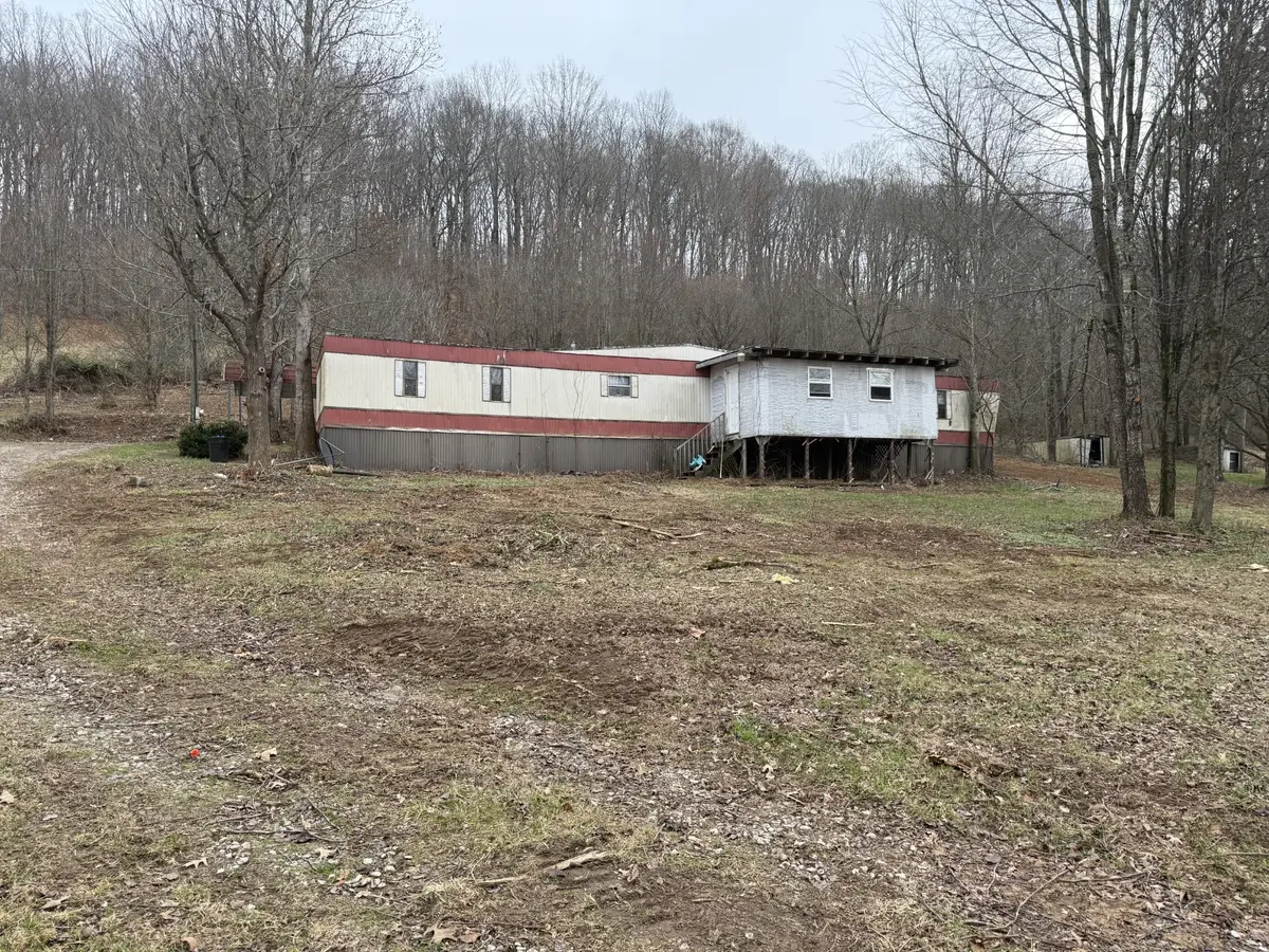 15884 Columbia Hwy, Lynnville, TN 38472 - Image #1