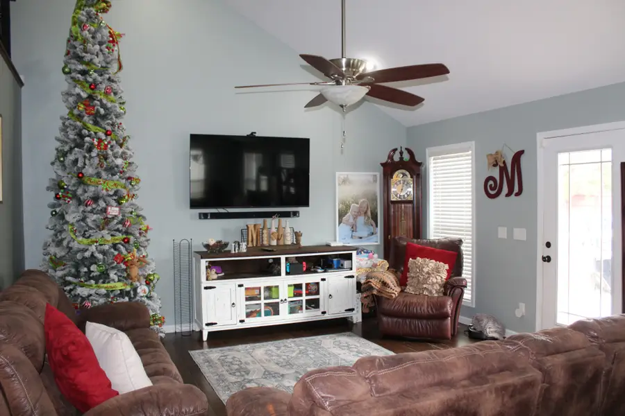 4765 Ellen Cir, Cookeville, TN 38501 - Image #2