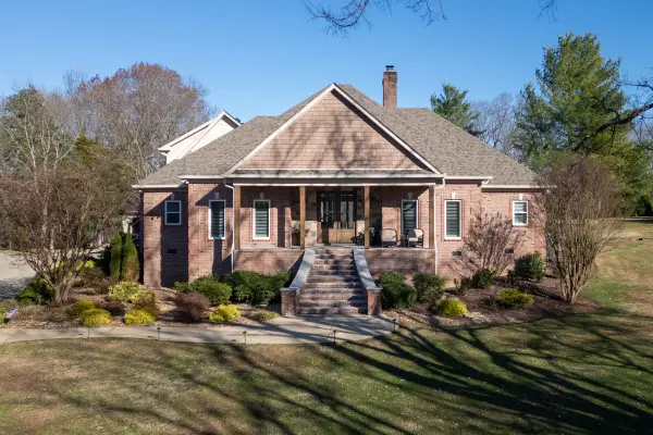 750 Upper Station Camp Crk Rd, Gallatin, TN 37066