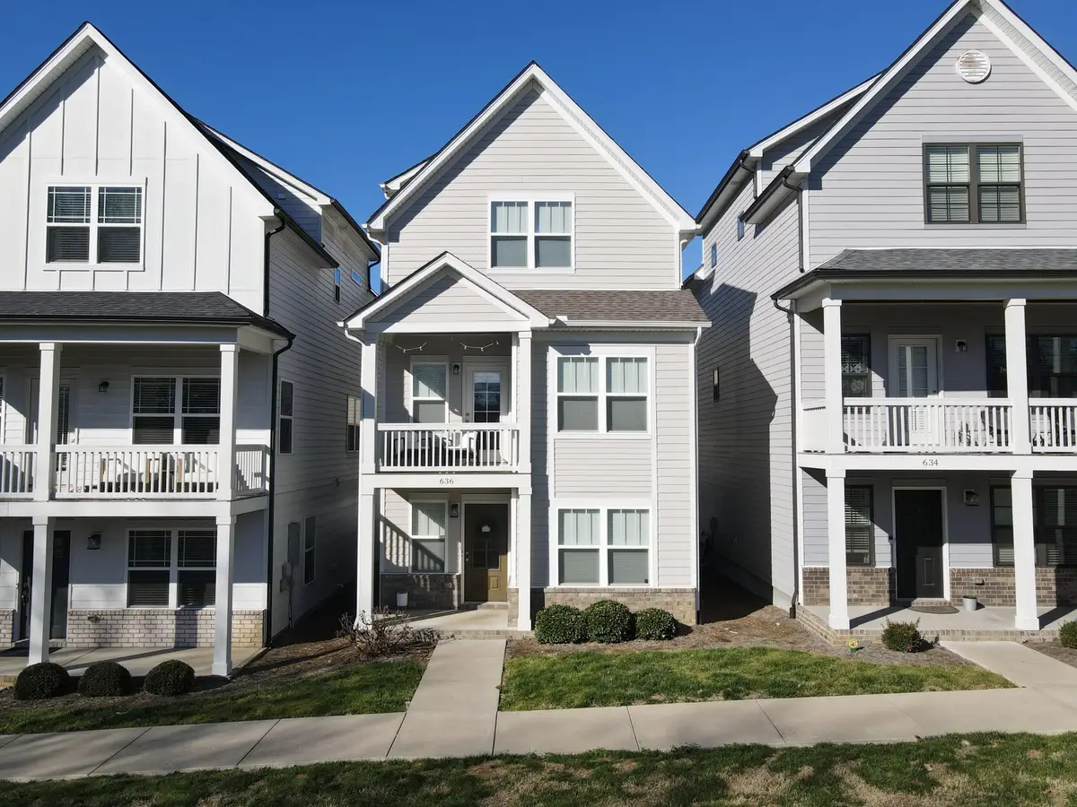 636 Parkvue Place Dr, Nashville, TN 37221 - Image #1