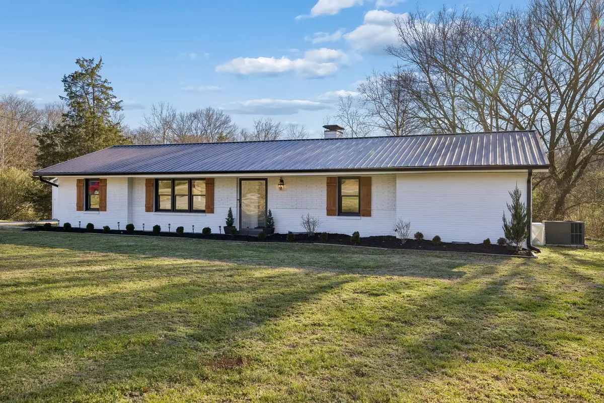 406 Bear Creek Pike, Columbia, TN 38401 - Image #1