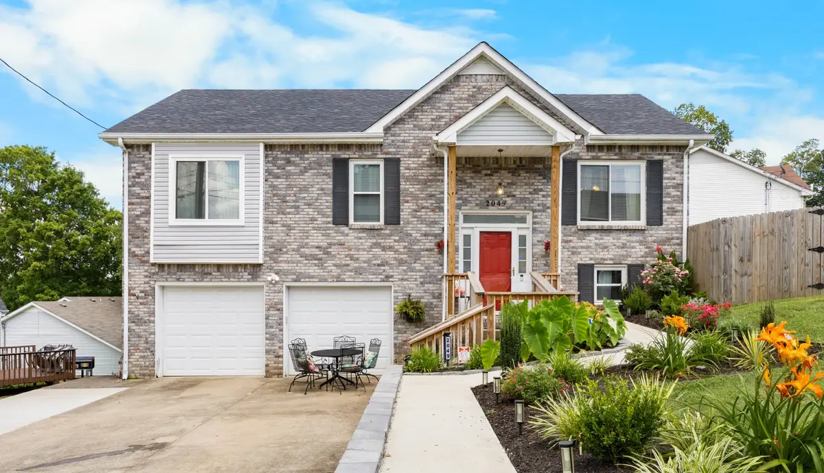 2049 Windmeade Dr, Clarksville, TN 37042 - Image #1