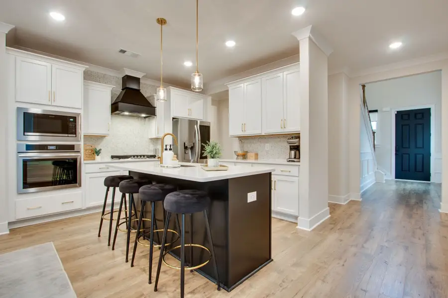 614 Conifer Dr, Spring Hill, TN 37174 - Image #2