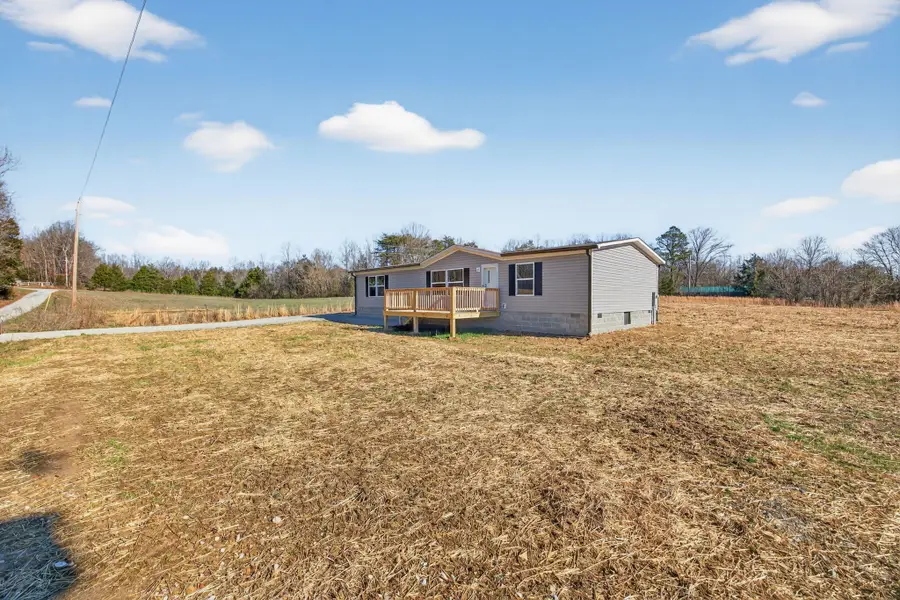 129 Earl Phillips Lane, Hilham, TN 38568 - Image #3