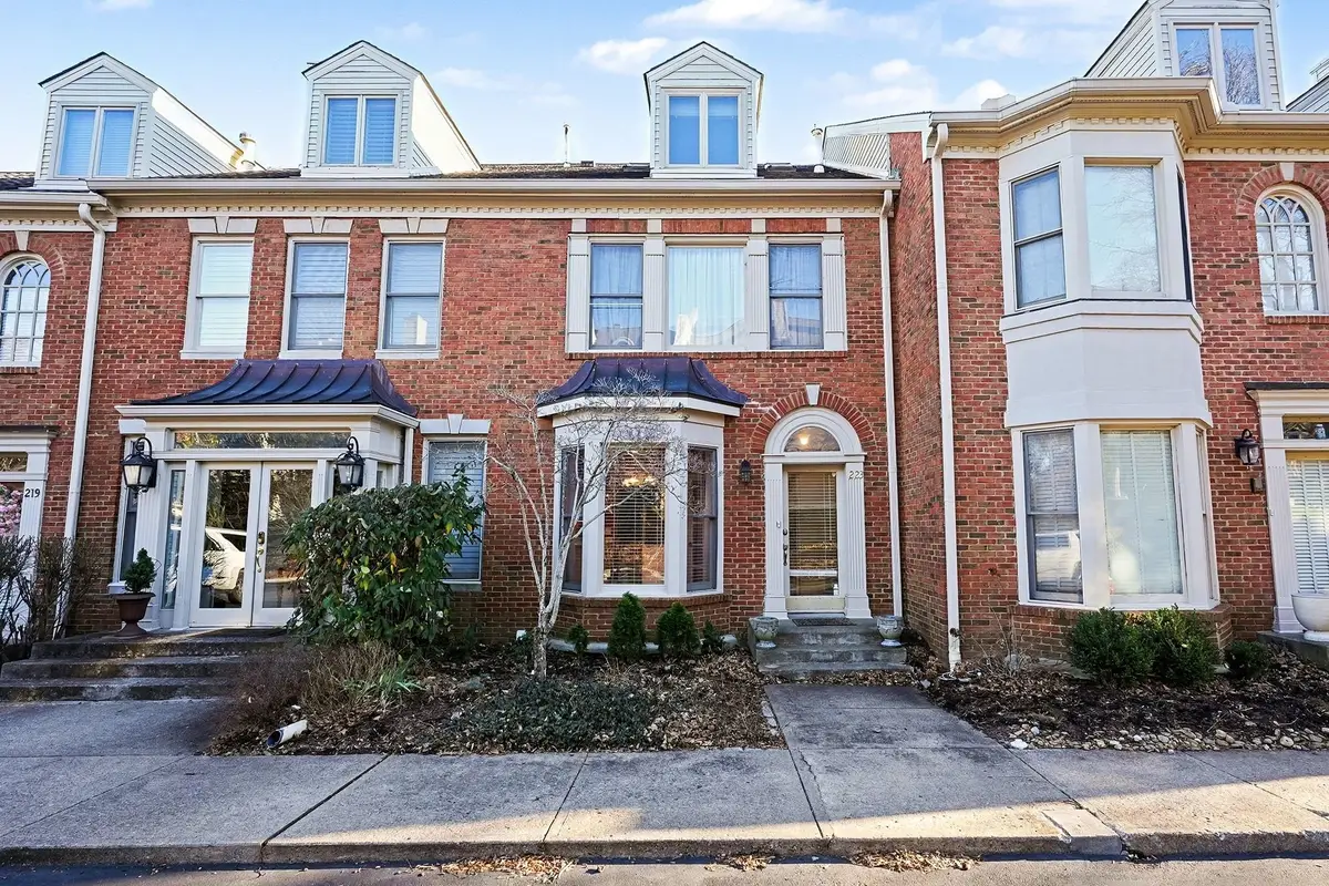 223 Cheswick Ct, Nashville, TN 37215 - Image #1