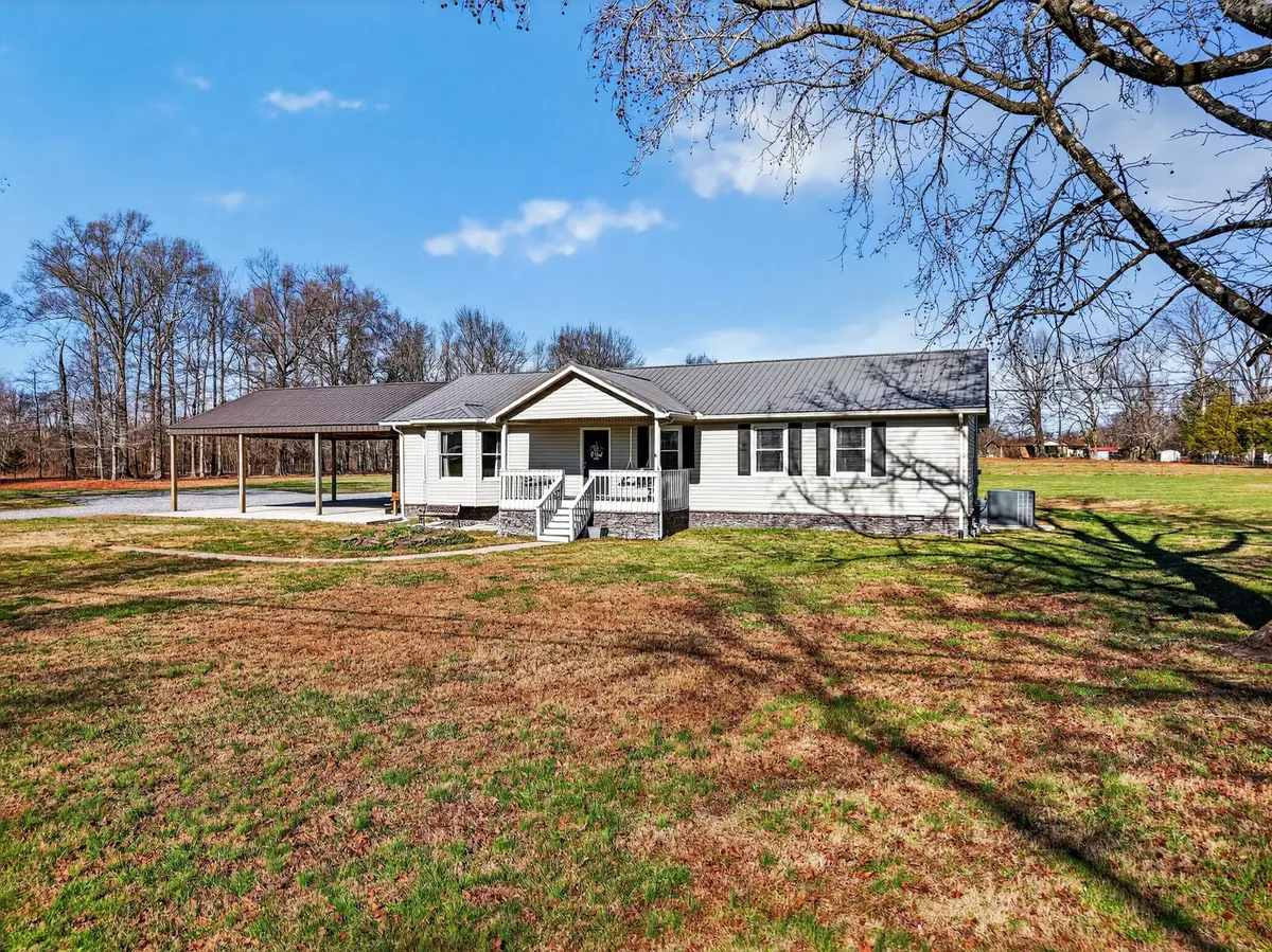 16 Clayton Acres Rd, Fayetteville, TN 37334 - Image #1
