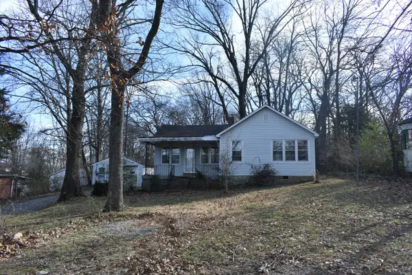 143 Hillcrest Dr, Madison, TN 37115